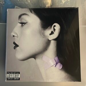 Olivia Rodrigo Vampire 7” Vinyl Single